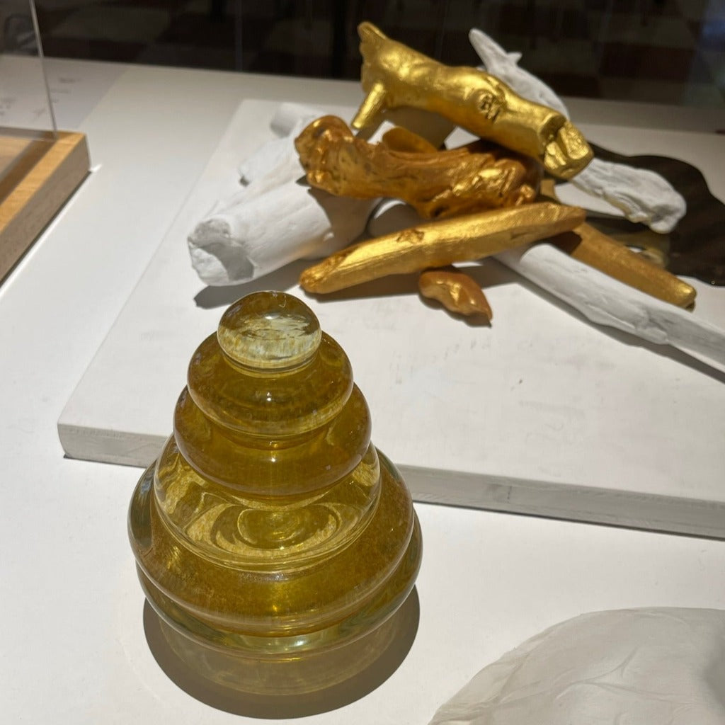 Beehive by Didier Guillon and Léonardo Cimolin