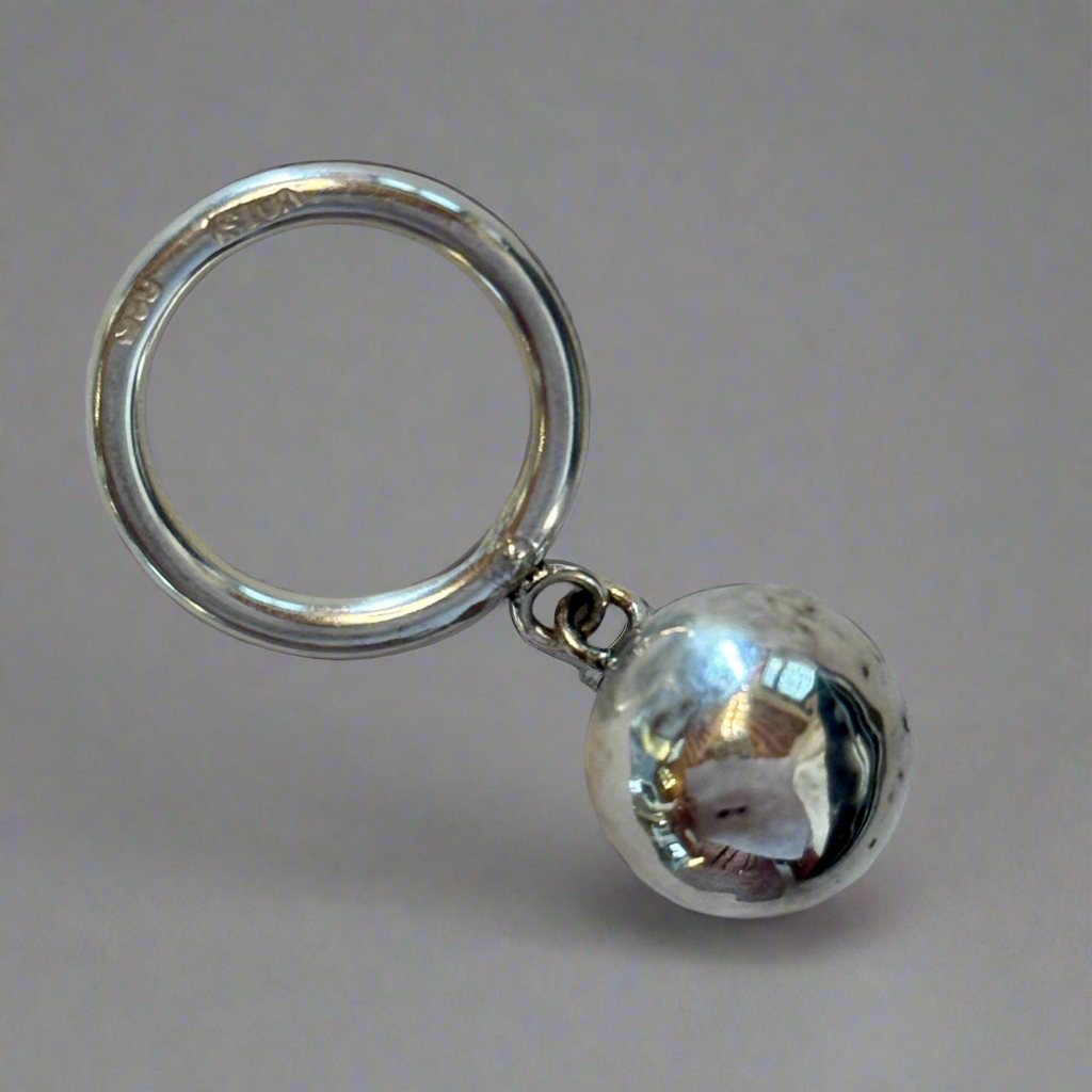 Cannonball ring by Elena Votsi